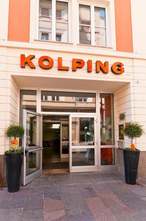 Kolpinghaus Bolzano Hotel Exterior foto